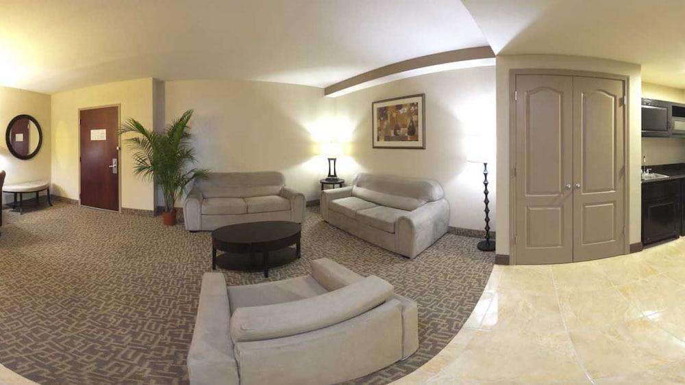 Holiday Inn Hotel & Suites Beaufort At Highway 21 By Ihg Exteriör bild
