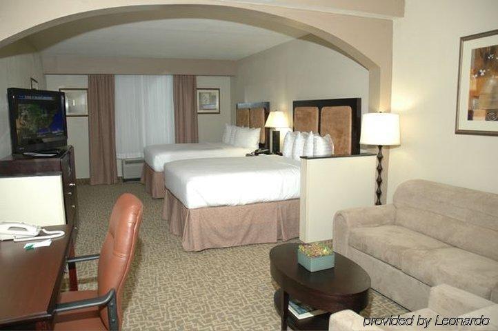 Holiday Inn Hotel & Suites Beaufort At Highway 21 By Ihg Rum bild